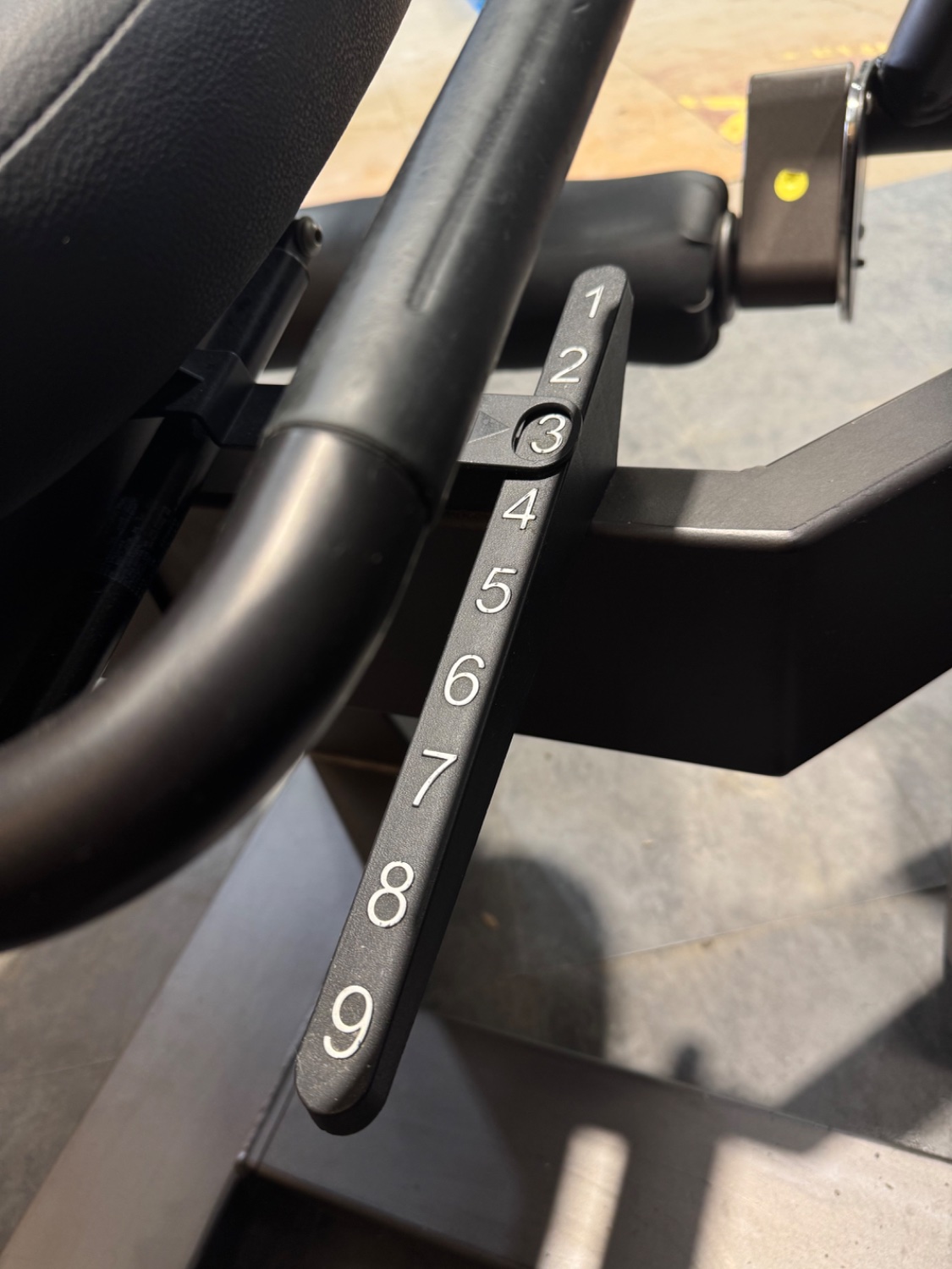 Technogym Artis Leg Curl (MK90) Carbon Grey - Image 6