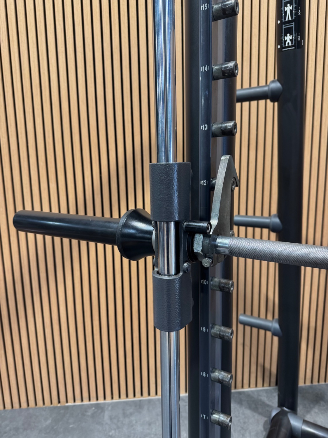 Technogym Element+ Multipower (MB83) Black - Image 5