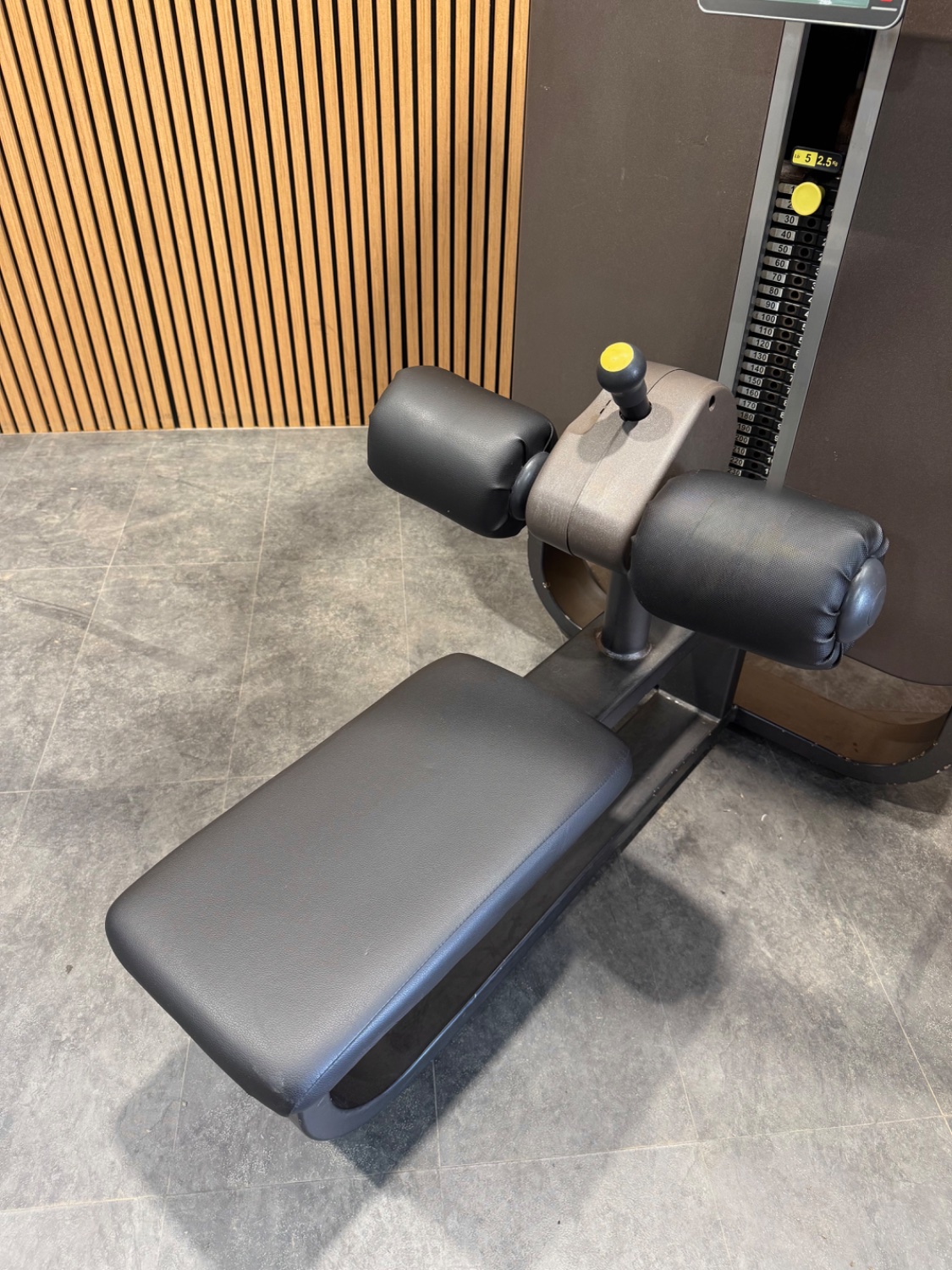 Technogym Artis Lat Machine (MK12) Carbon Grey - Image 4