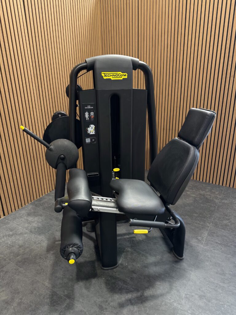 Technogym Selection 900 Leg Extension (MNJP) Meteor Black
