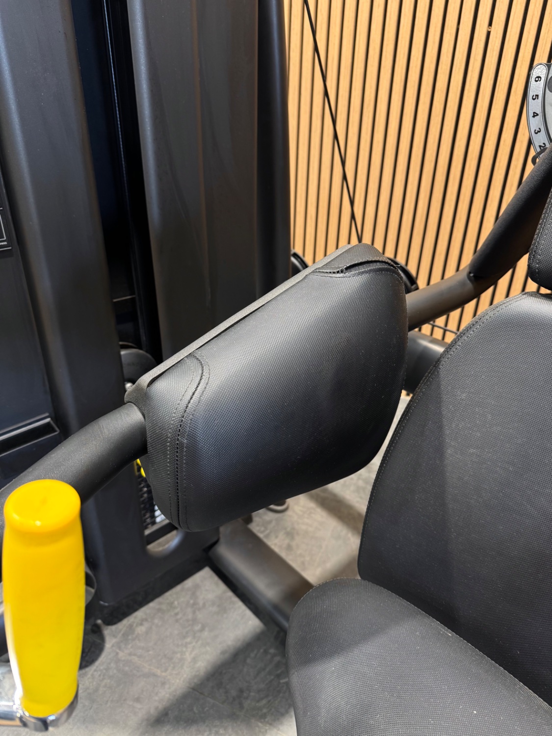 Technogym Selection 900 Delts (MNKP) Meteor Black - Image 5