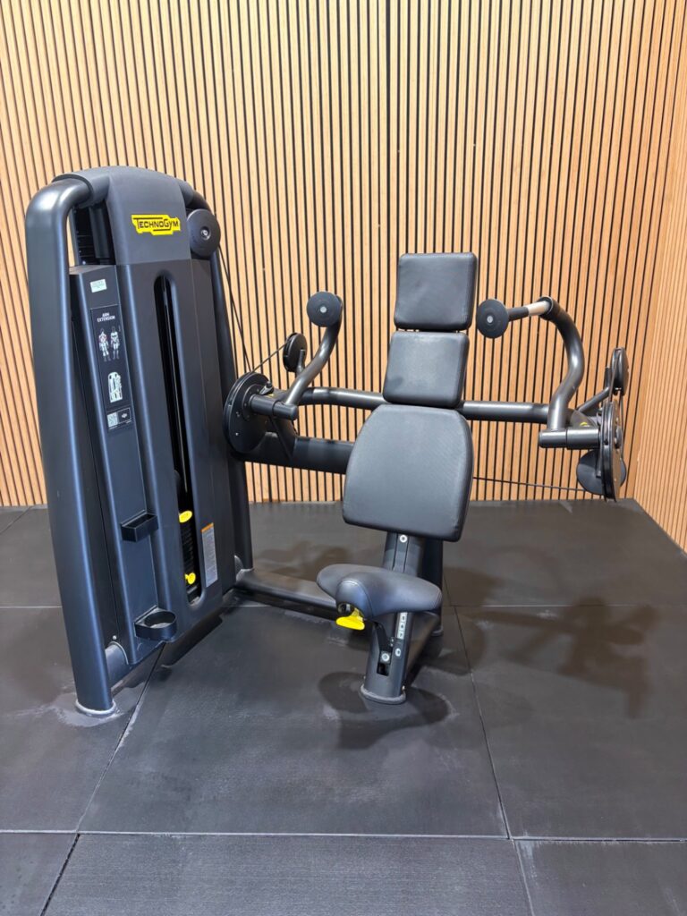 Technogym Selection 900 Arm Extension (MNSP) Meteor Black