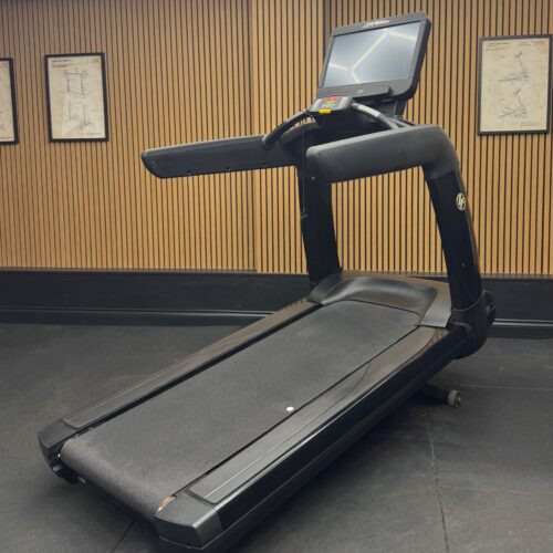 Life Fitness 95T Elevation Treadmill - SE3 HD - Black