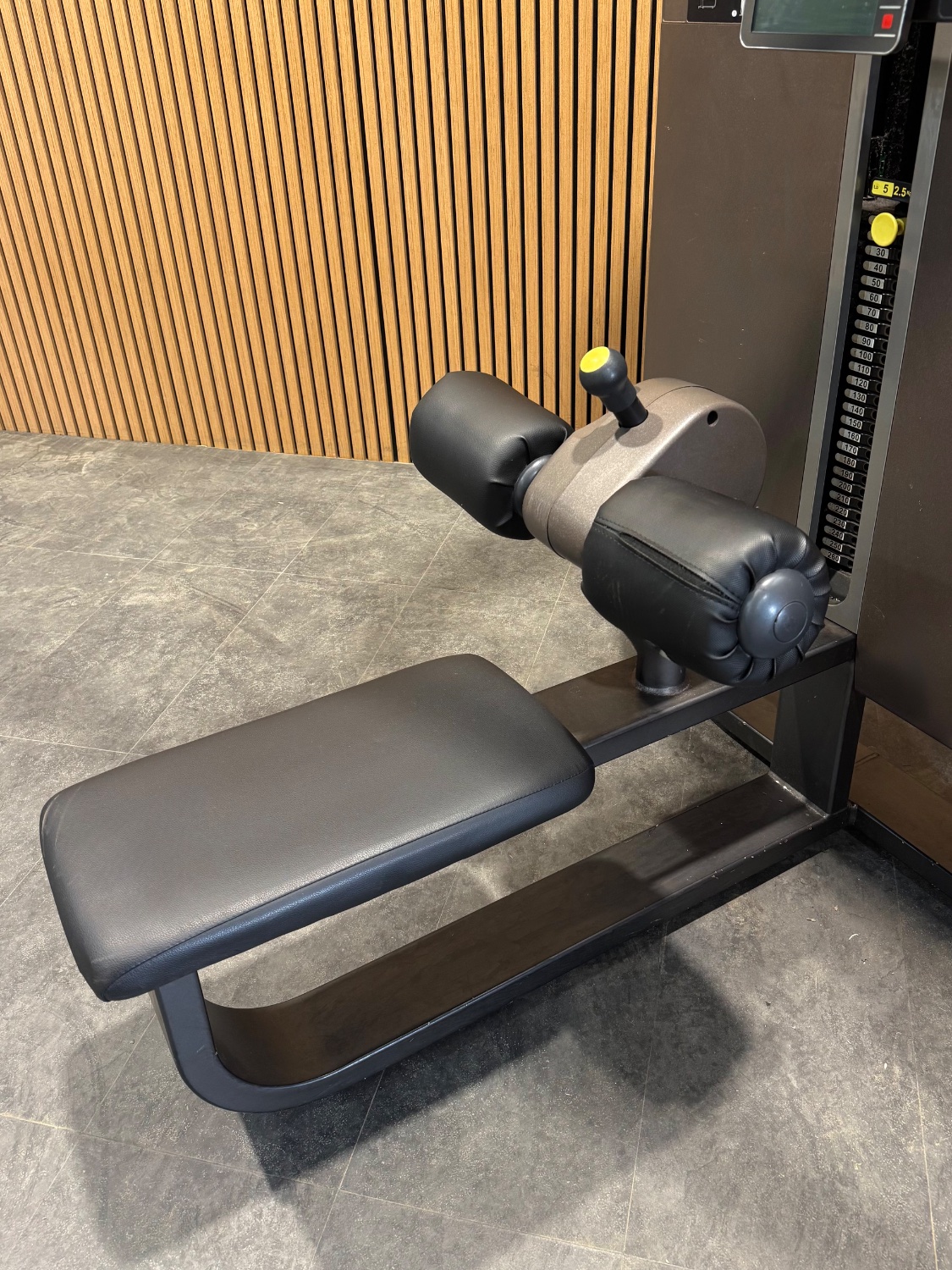 Technogym Artis Lat Machine (MK12) Carbon Grey - Image 6