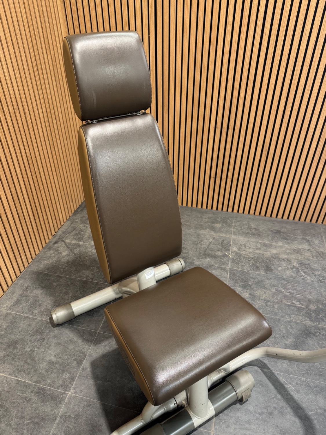 Technogym Easy Line (MC20) Chest/Back Champagne - Image 3
