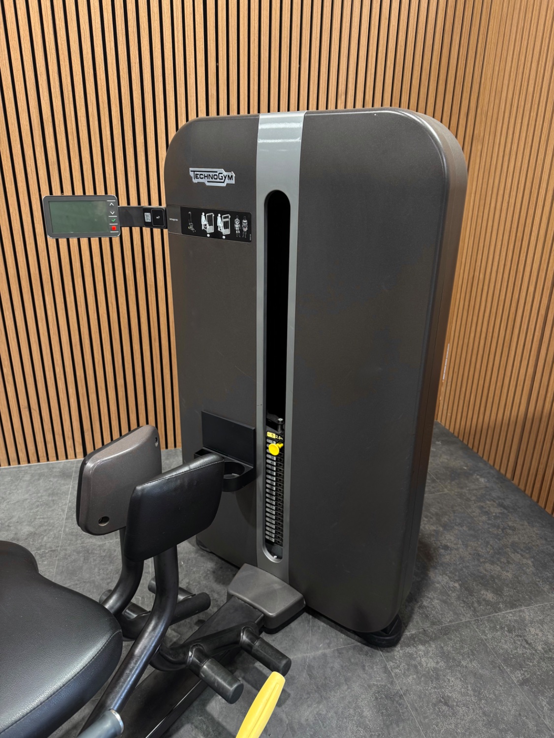 Technogym Artis Adductor (MK17) Carbon Grey - Image 3