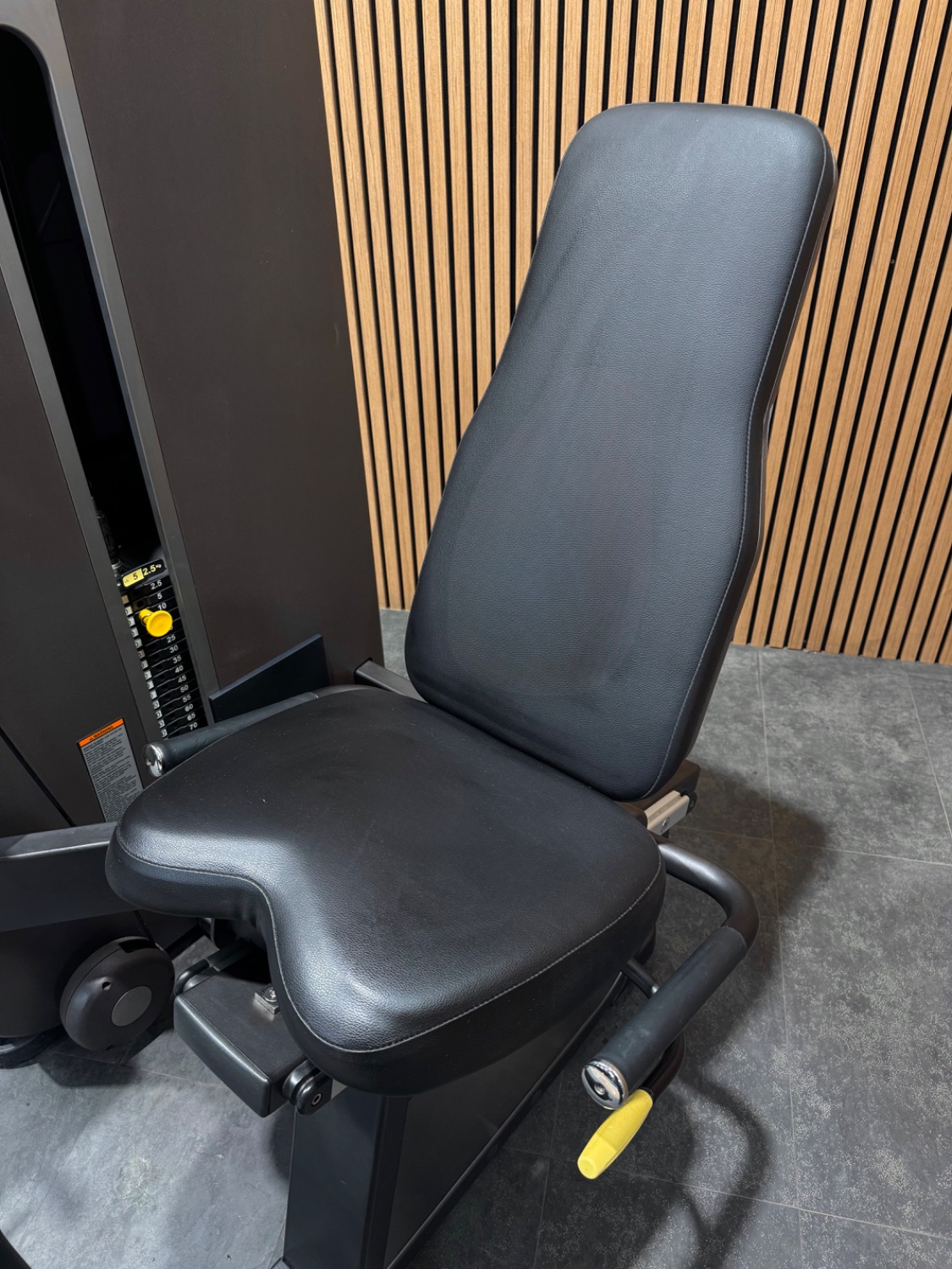 Technogym Artis Leg Curl (MK90) Carbon Grey - Image 4