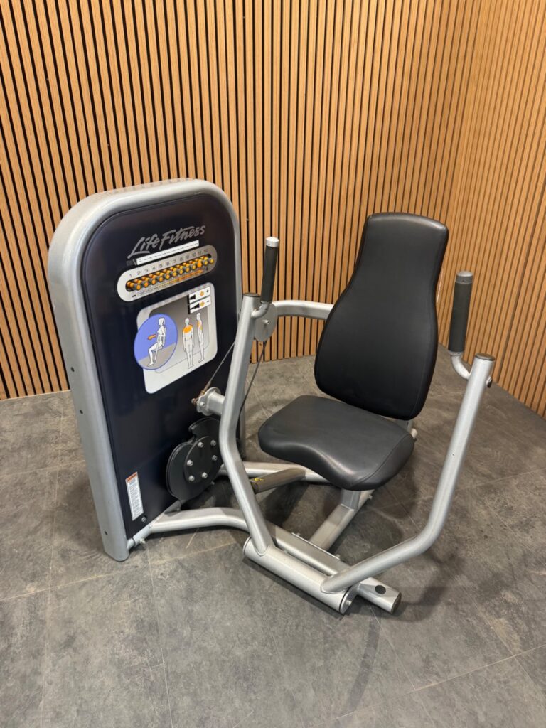 Life Fitness Circuit Series Chest Press