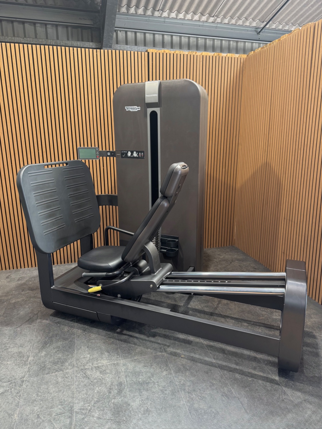 Technogym Artis Leg Press (MK51) Carbon Grey - Image 2