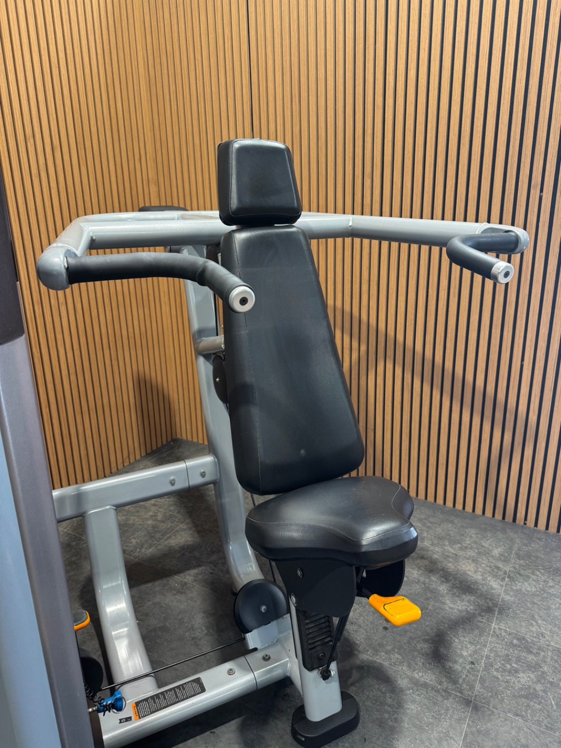 Precor Discovery Shoulder Press - Image 5