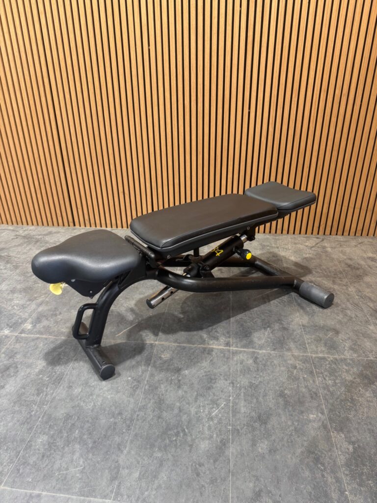 Technogym Element Adjustable Bench (PA04) Anthracite Black