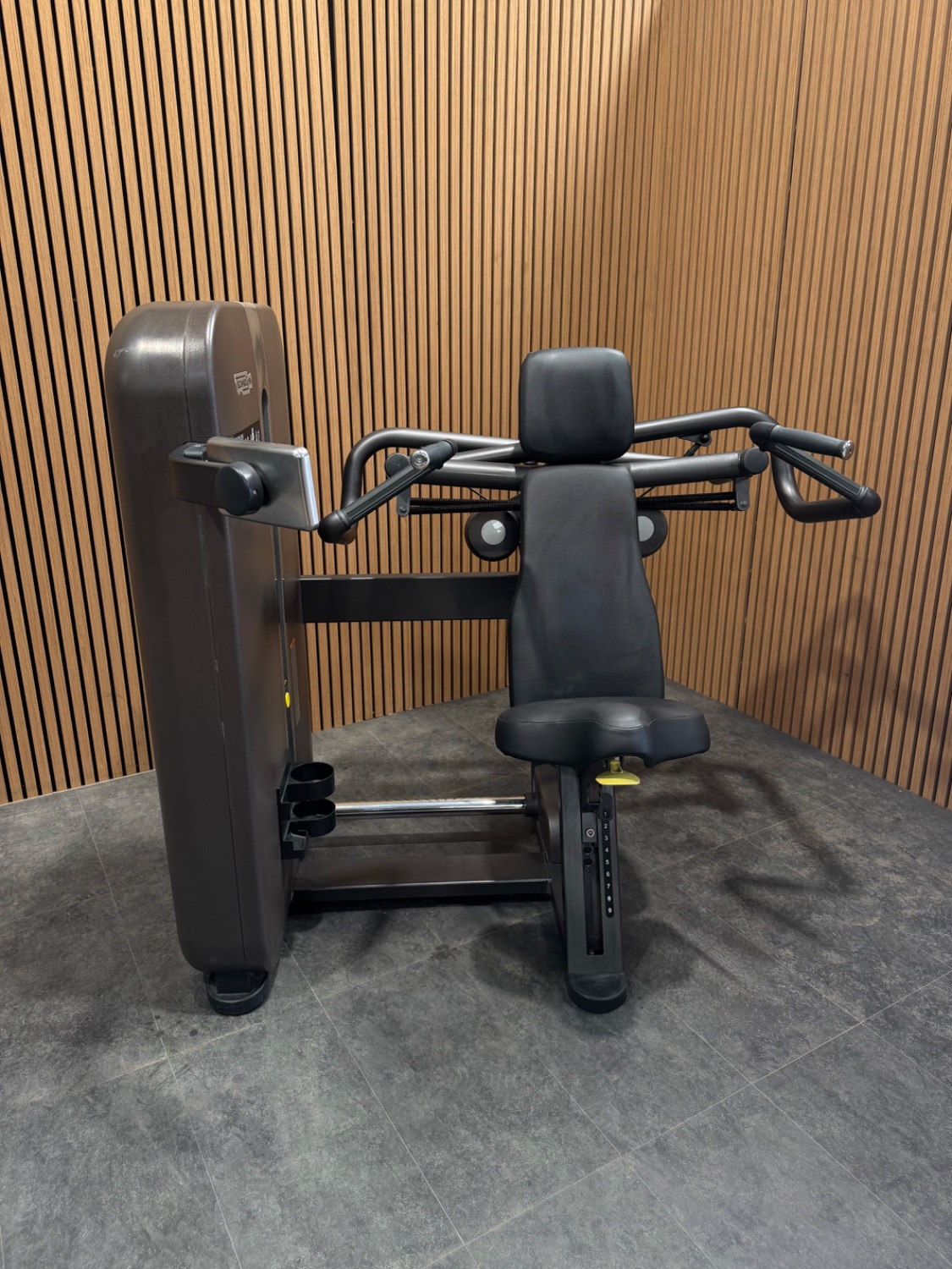 Technogym Artis Shoulder Press (MK69) Carbon Grey - Image 2