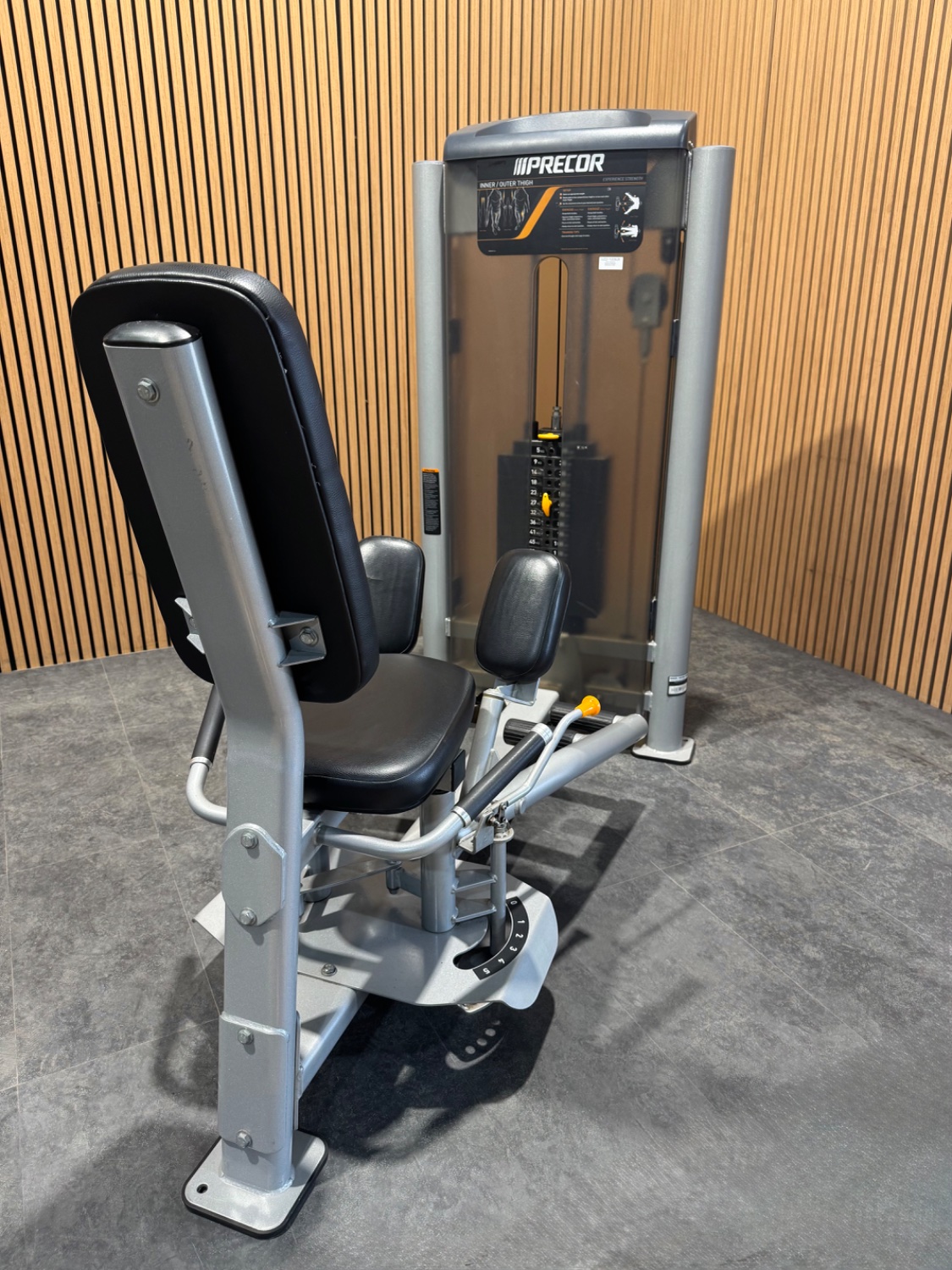 Precor Discovery Abductor/Adductor - Image 2
