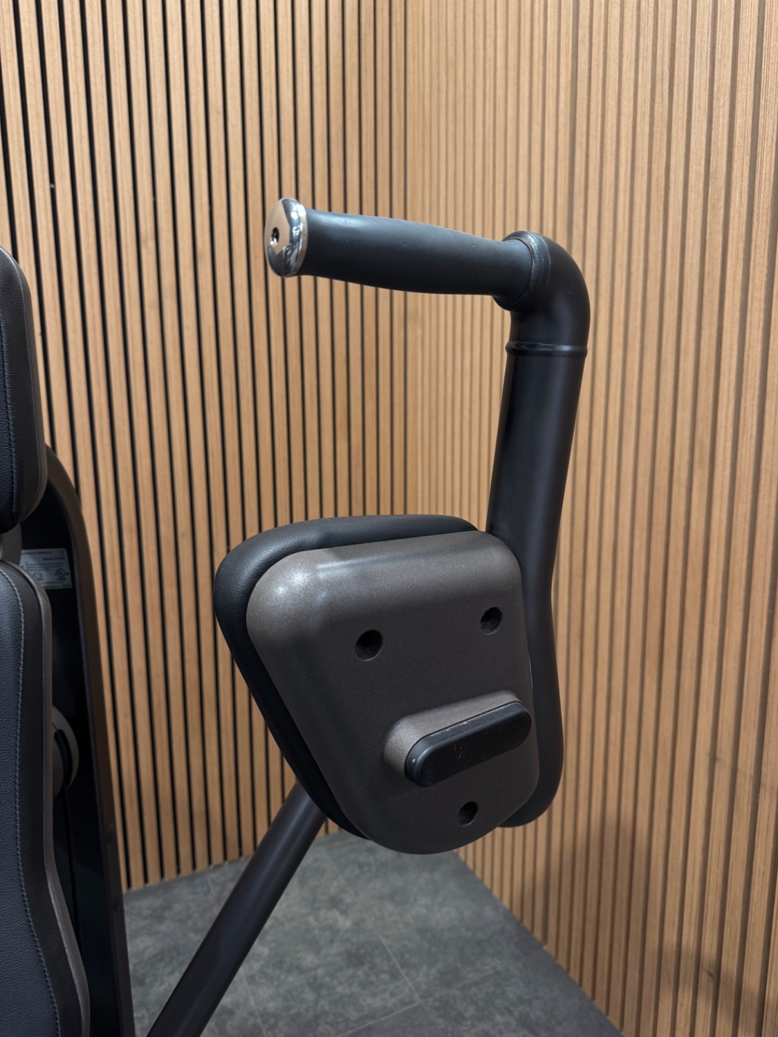 Technogym Artis Pectoral (MK13) Carbon Grey - Image 5
