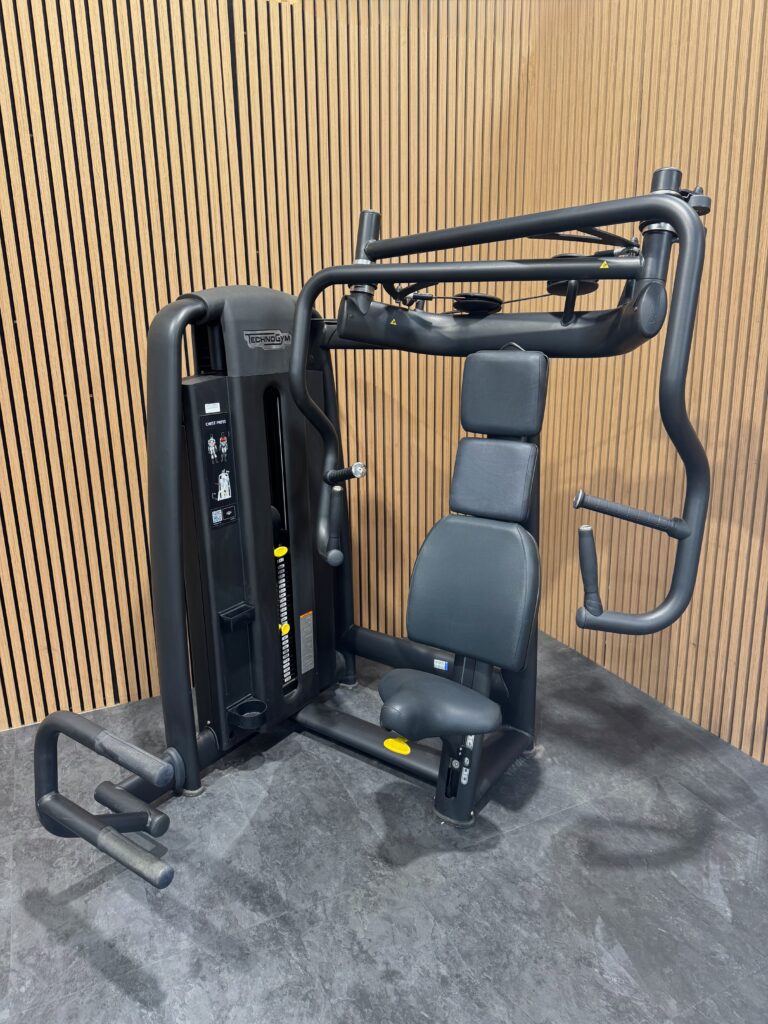 Technogym Selection 900 Chest Press (MNFP) Meteor Black