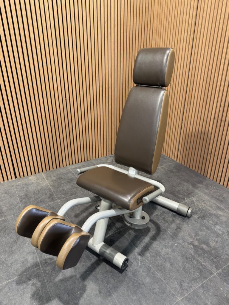 Technogym Easy Line (MC05) Abductor/Adductor Champagne