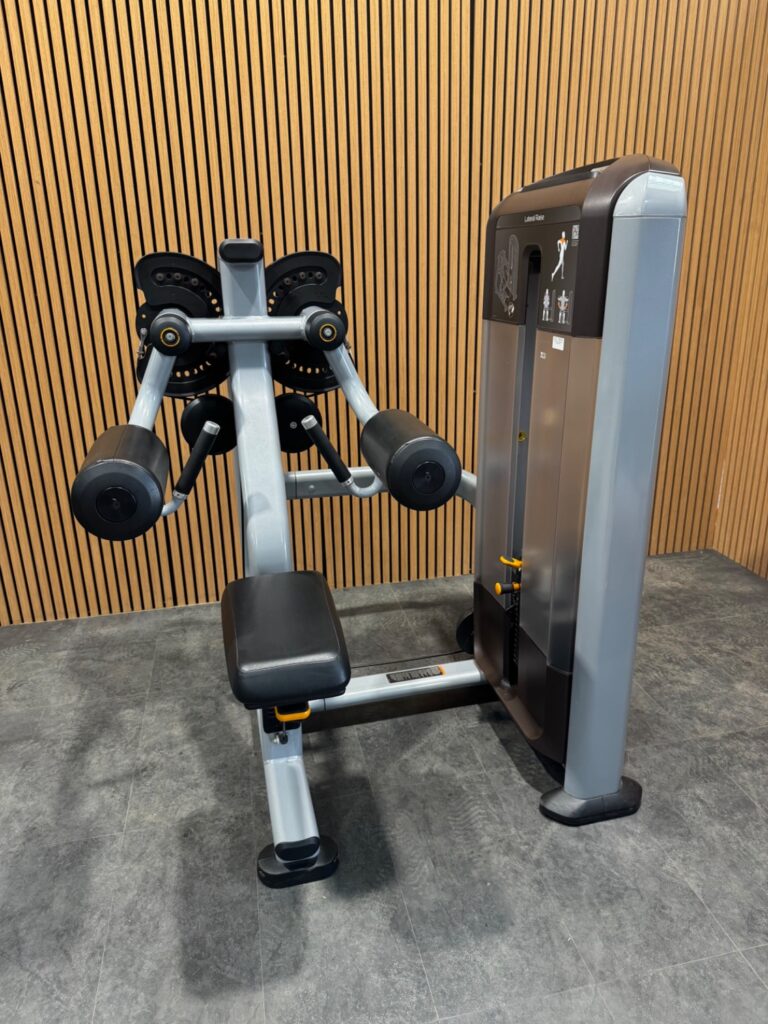 Precor Discovery Lateral Raise