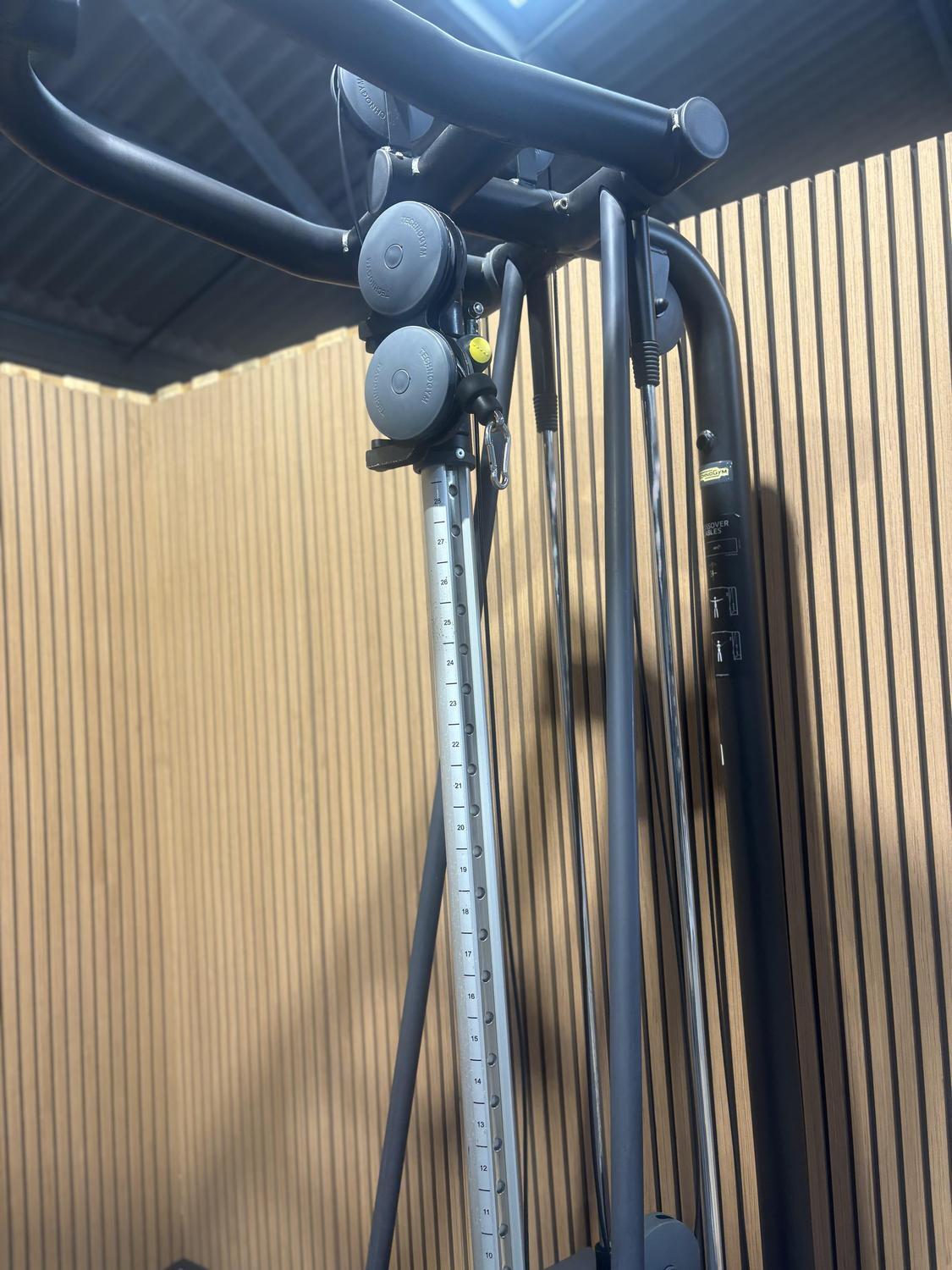 Technogym Element+ Crossover Cables (MB93) Black - Image 3