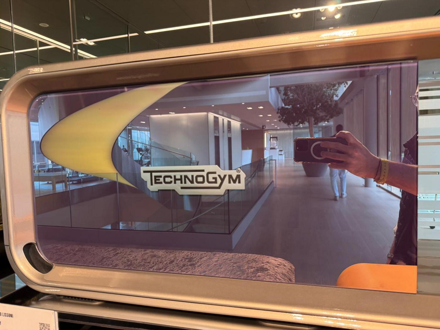 Technogym Bench Pierro Lissoni Ghost (DGY1KGPL) - Image 6