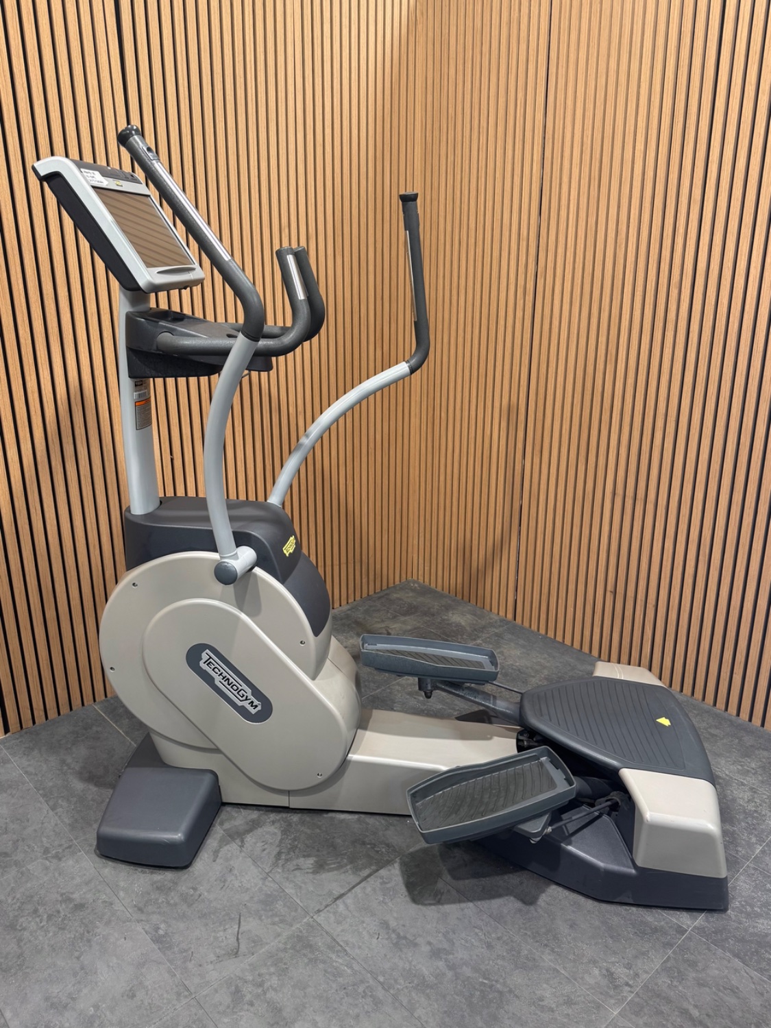 Technogym Excite+ CROSSOVER 700 UNITY 2 (DAG73V) Silver