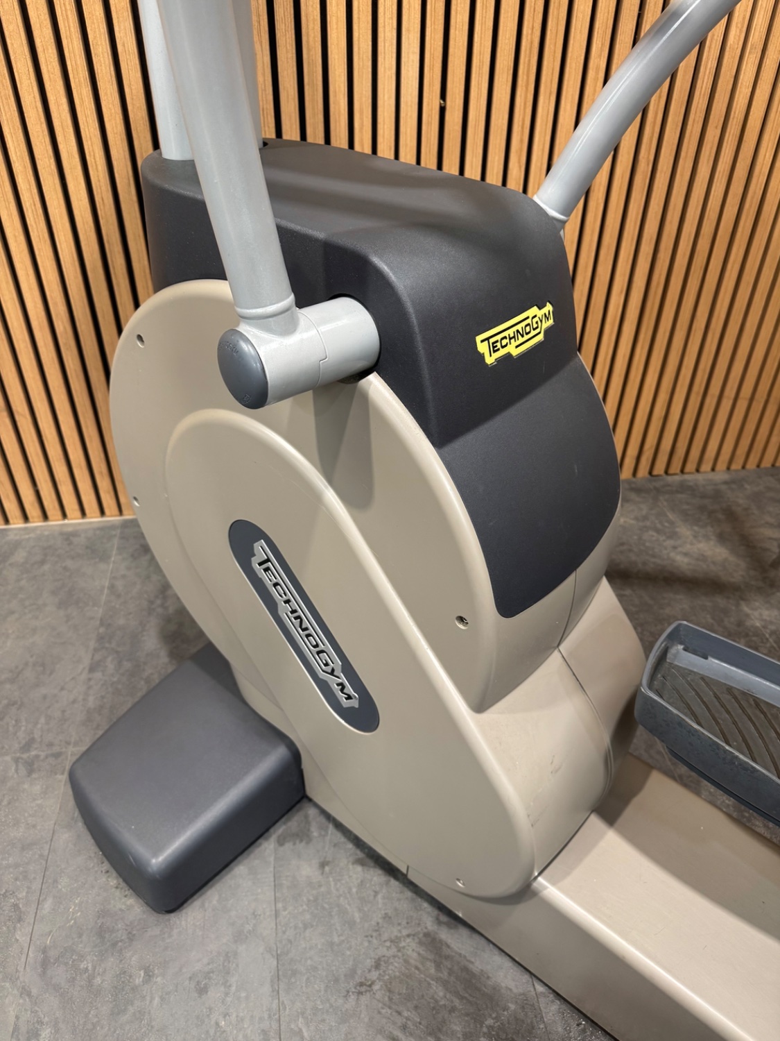 Technogym Excite+ CROSSOVER 700 UNITY 2 (DAG73V) Silver - Image 4