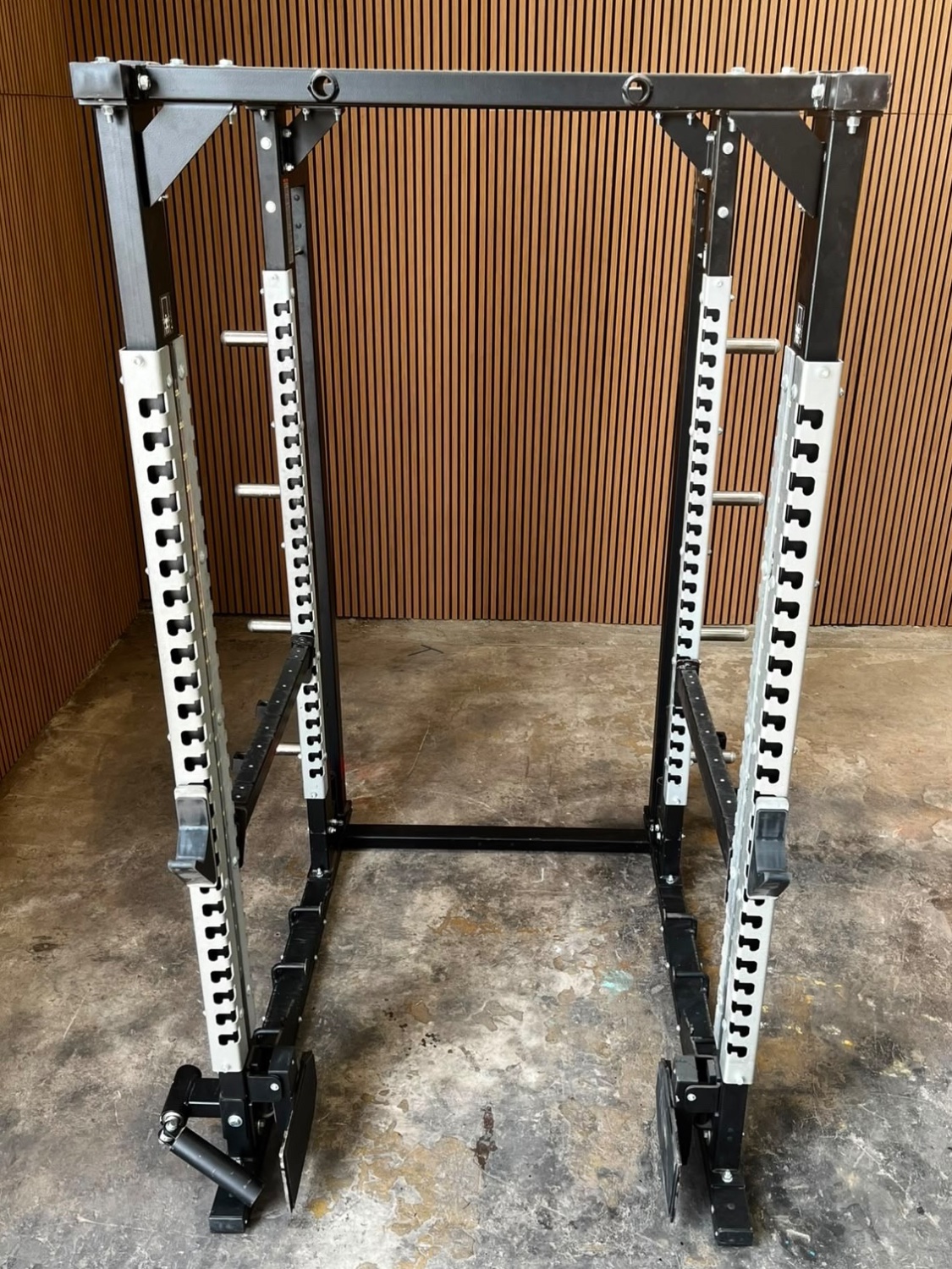 Technogym Pure Strength Olympic Power Rack (PG11) Black - Image 3
