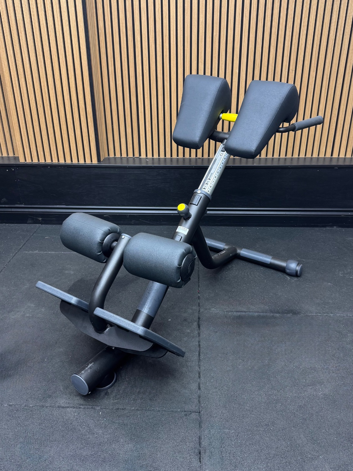 Technogym Element Lower Back Bench (PA05) Anthracite Black