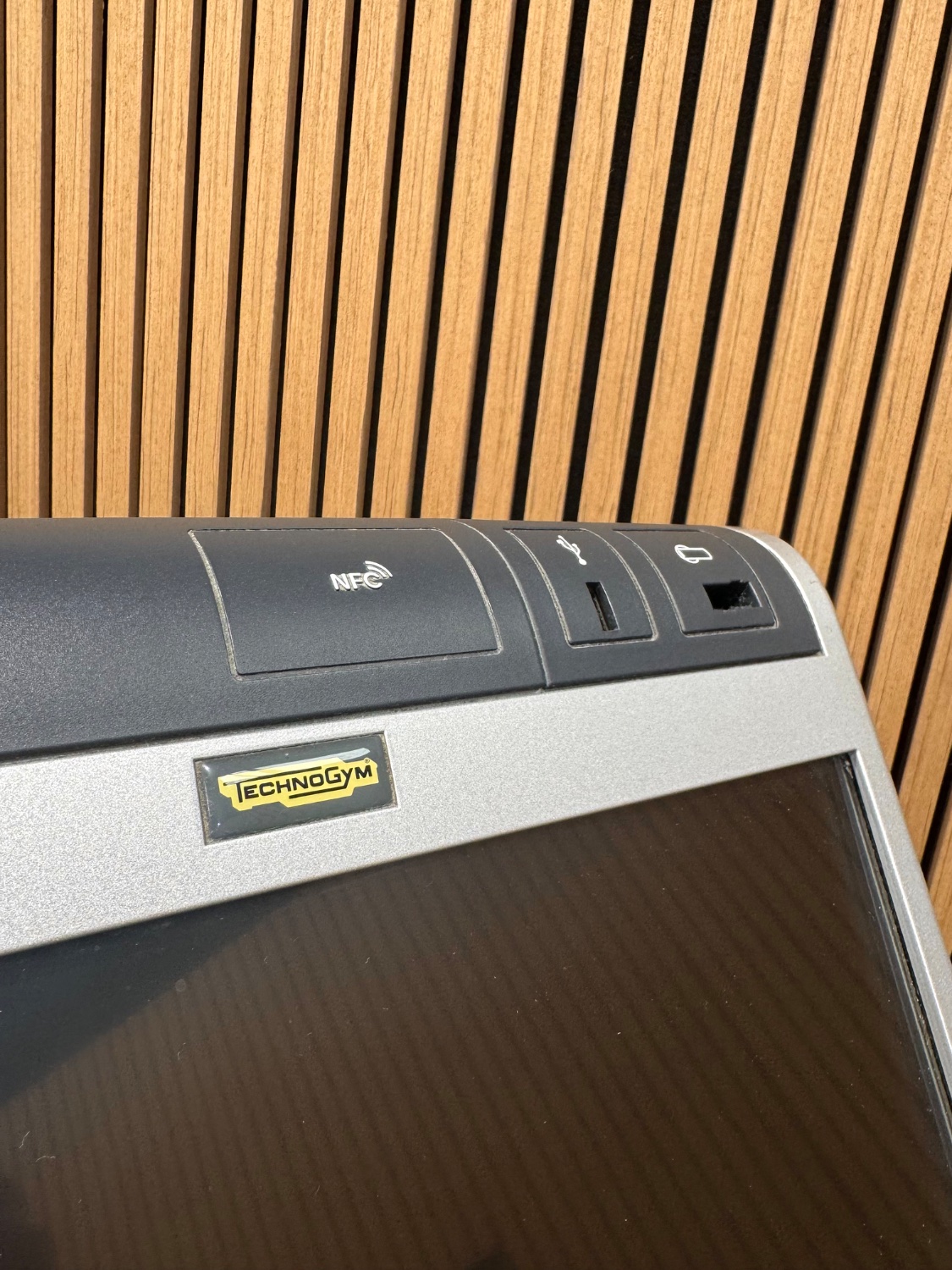 Technogym Excite+ CROSSOVER 700 UNITY 2 (DAG73V) Silver - Image 7