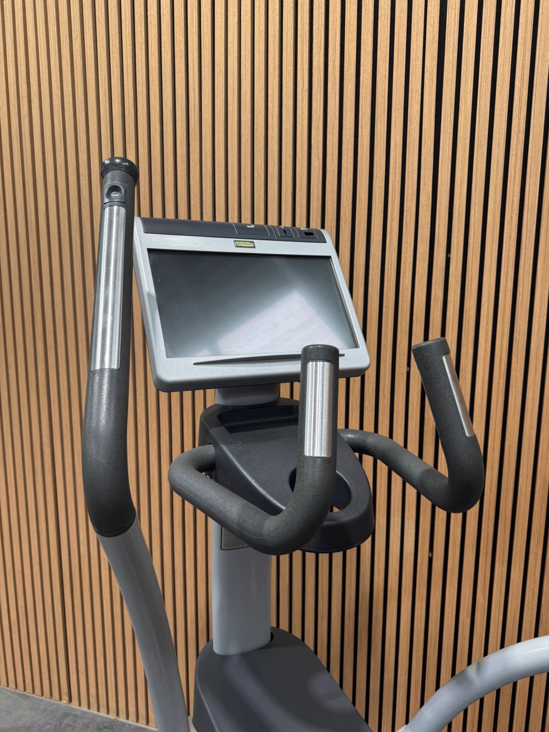 Technogym Excite+ CROSSOVER 700 UNITY 2 (DAG73V) Silver - Image 5