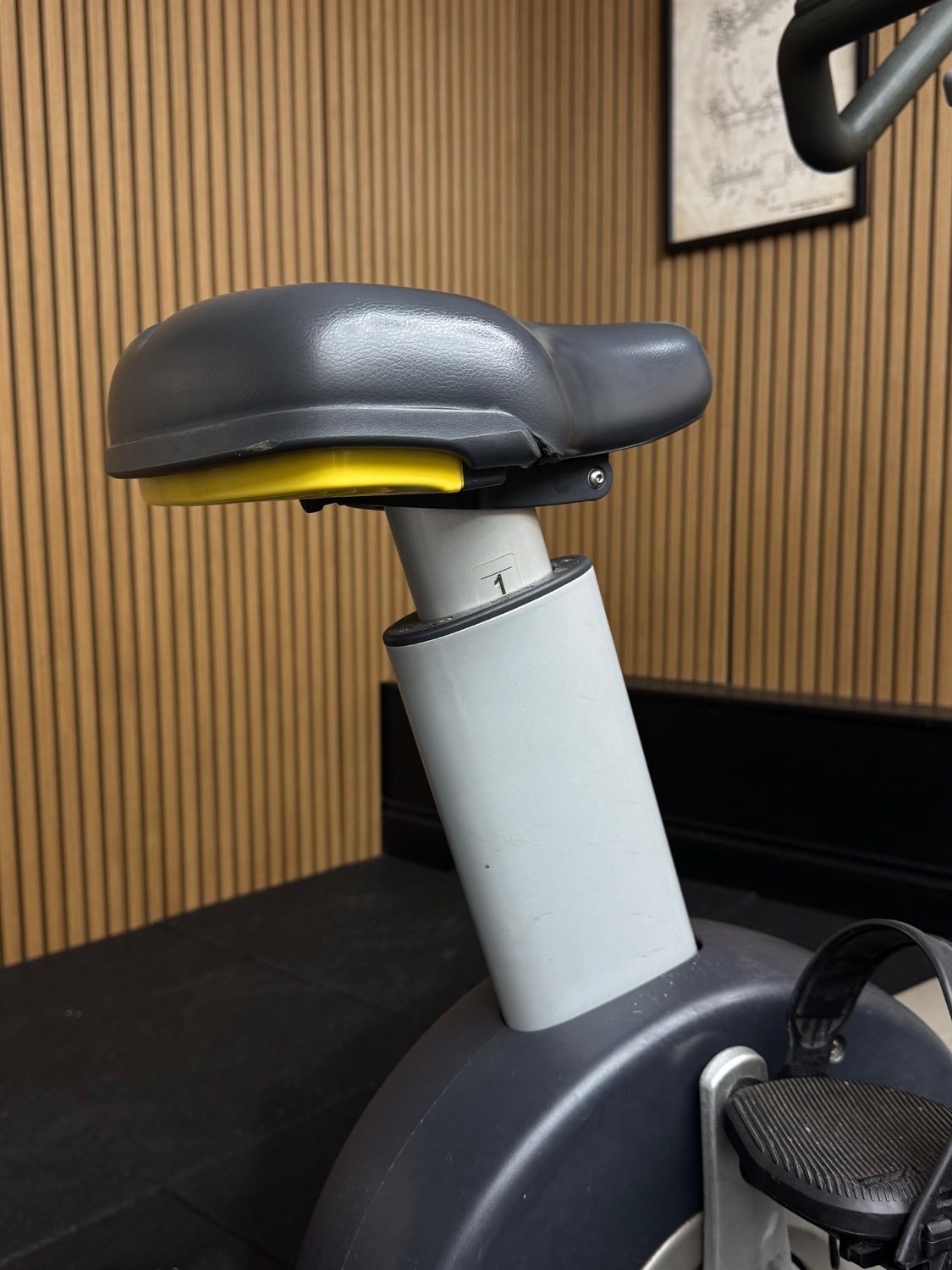 Technogym IFI Excite+ (CAC34L) NEW BIKE EXCITE 700 SP Silver - Image 7