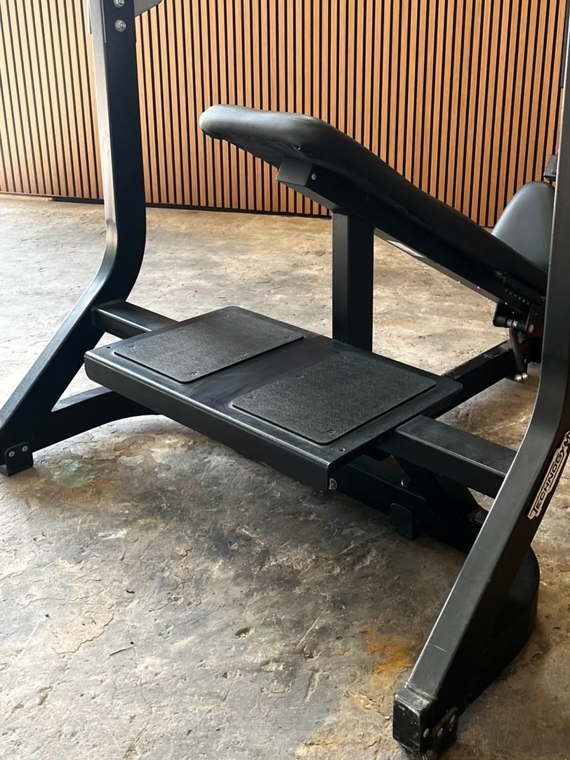 Technogym Pure Strength Olympic Decline Bench (PG23) Black - Image 5