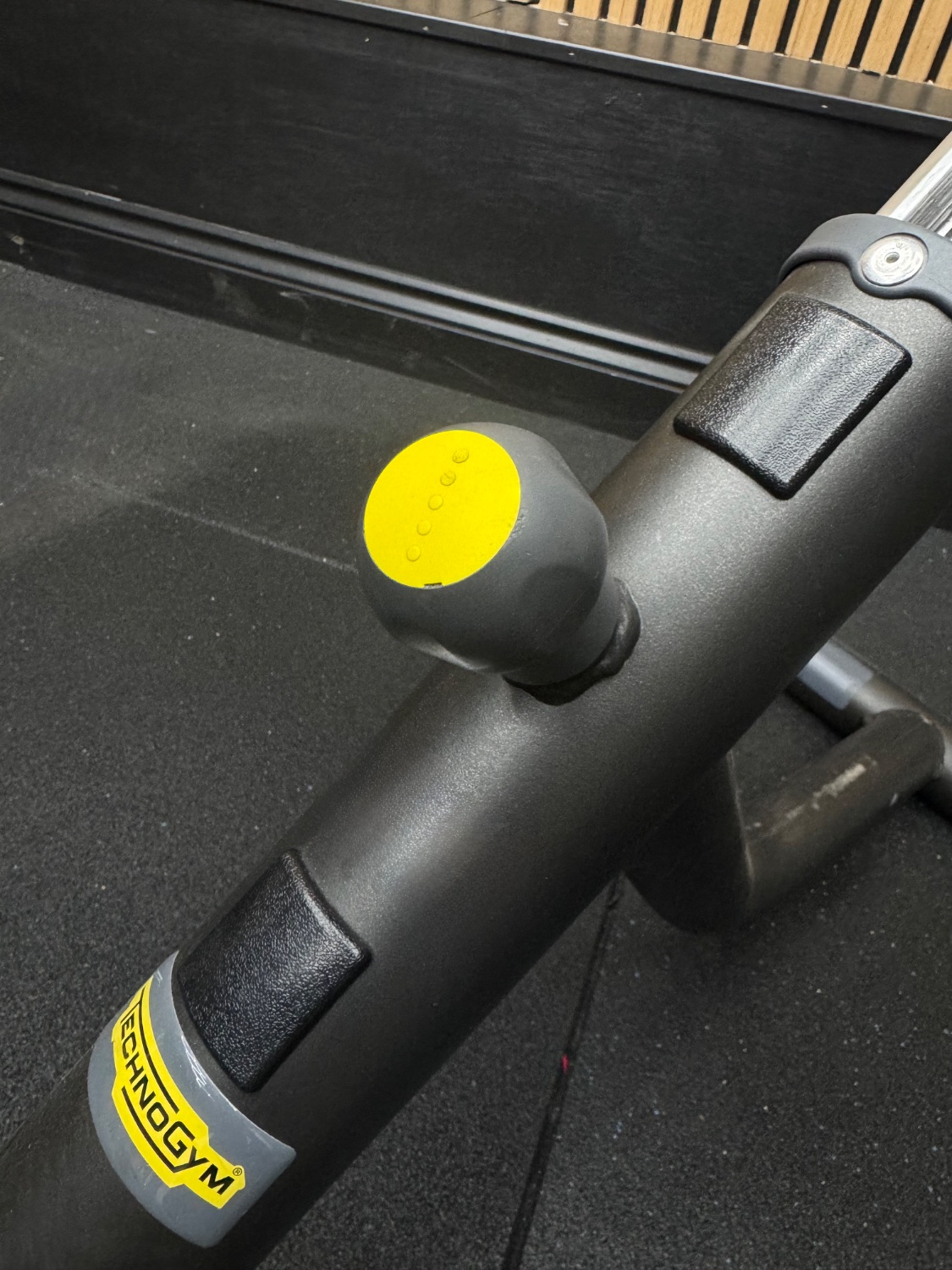 Technogym Element Lower Back Bench (PA05) Anthracite Black - Image 5