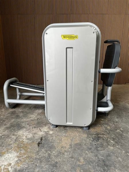 Technogym Element+ IFI Leg Press (CB50) Silver Grey - Image 4