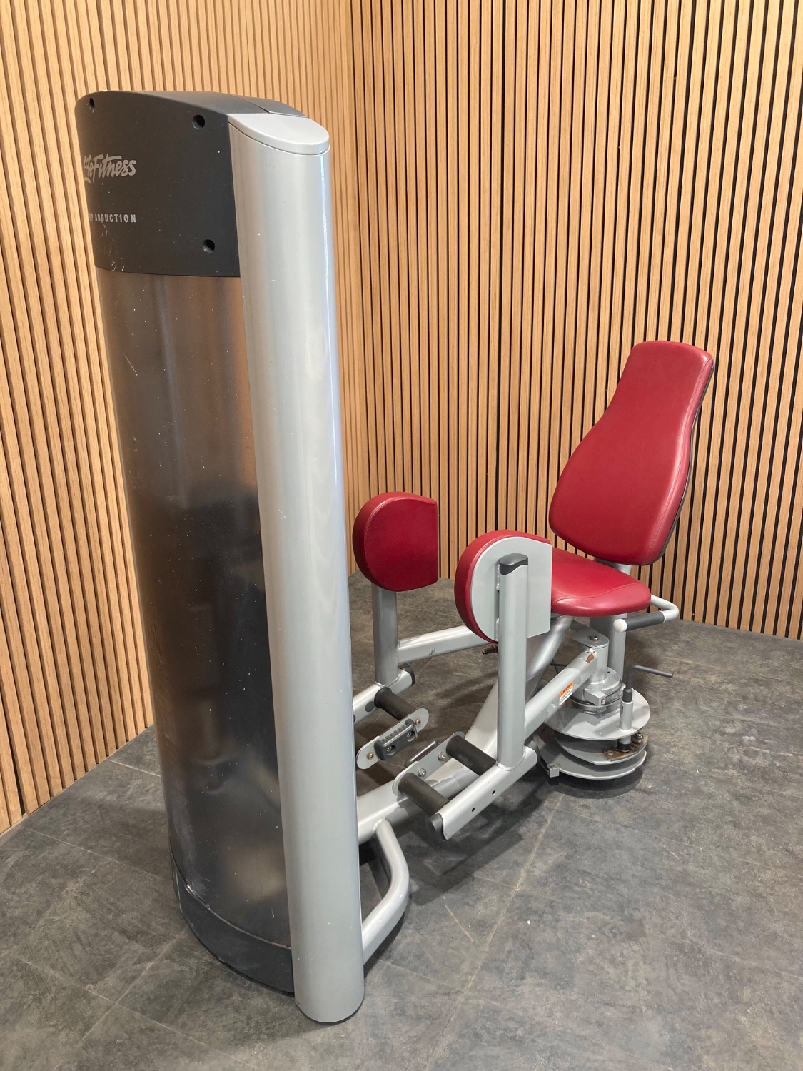 Life Fitness Signature Abductor - Image 2