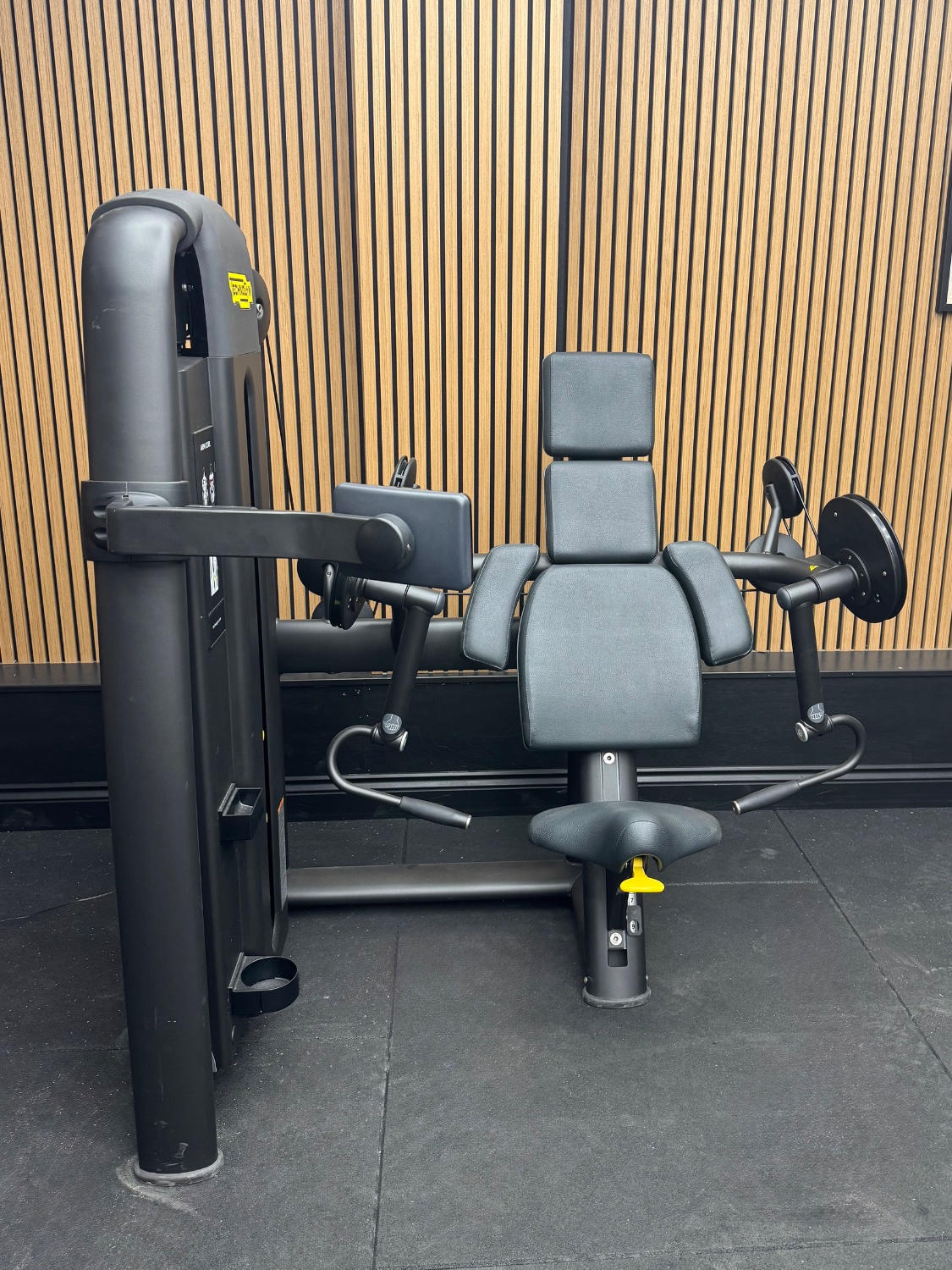 Technogym Selection 900 Arm Curl Unity Mini (MNRP) Meteor Black