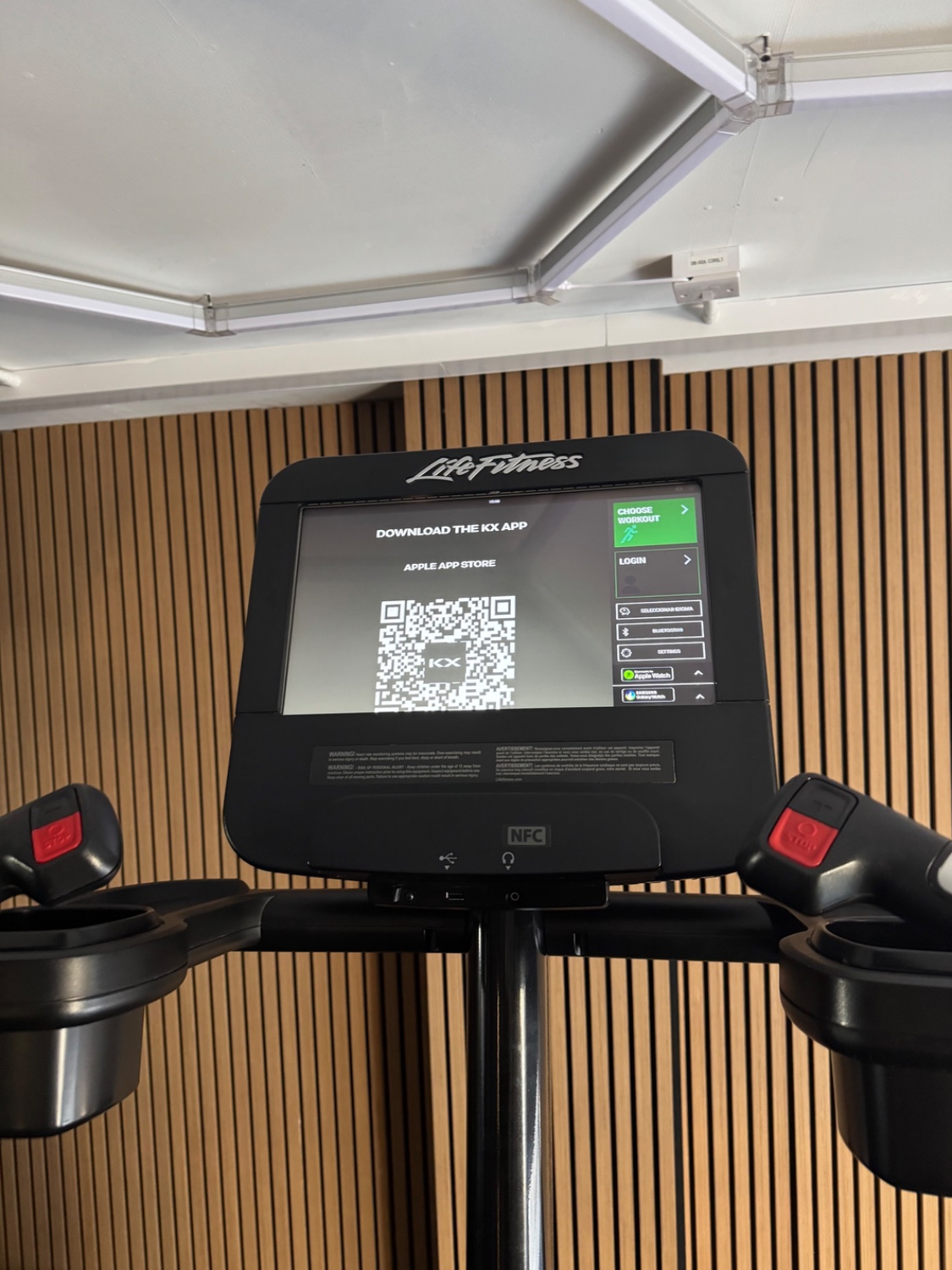 Life Fitness Integrity + Powermill Discover SE3 HD Satin Black - Image 6