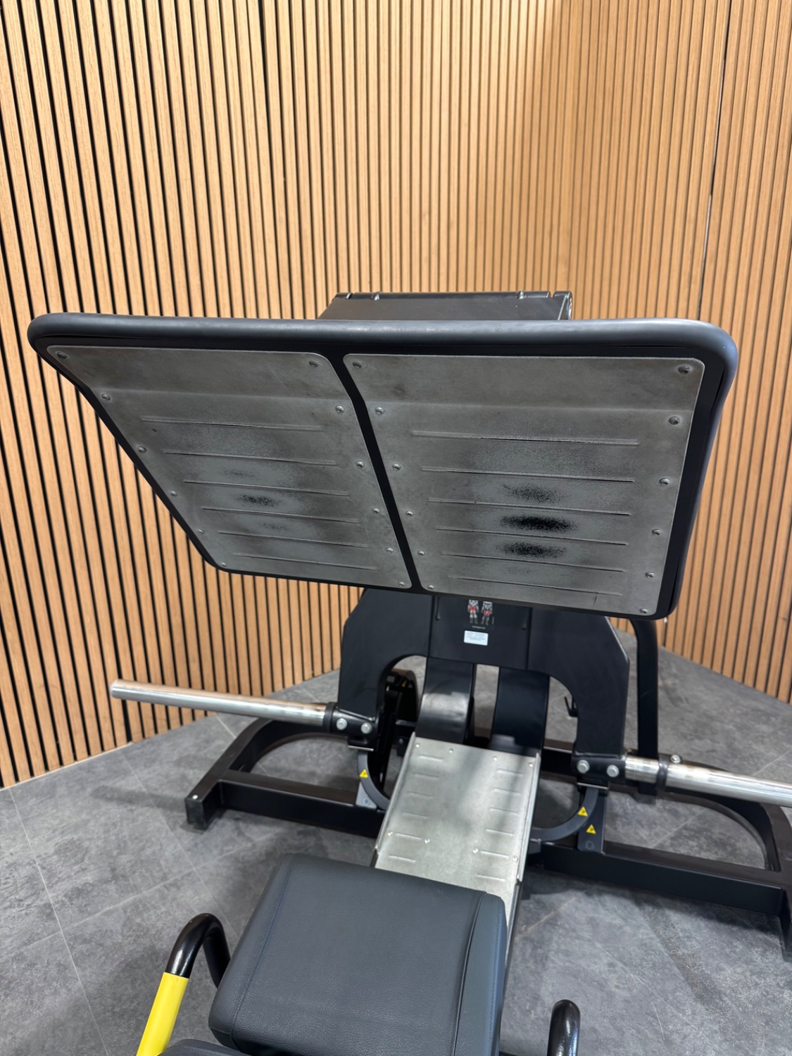 Technogym PURE STRENGTH Leg Press (MG5000) Black/Black - Image 2