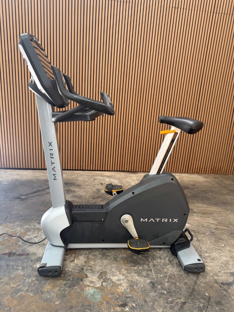 Matrix Performance U7xi Upright Bike
