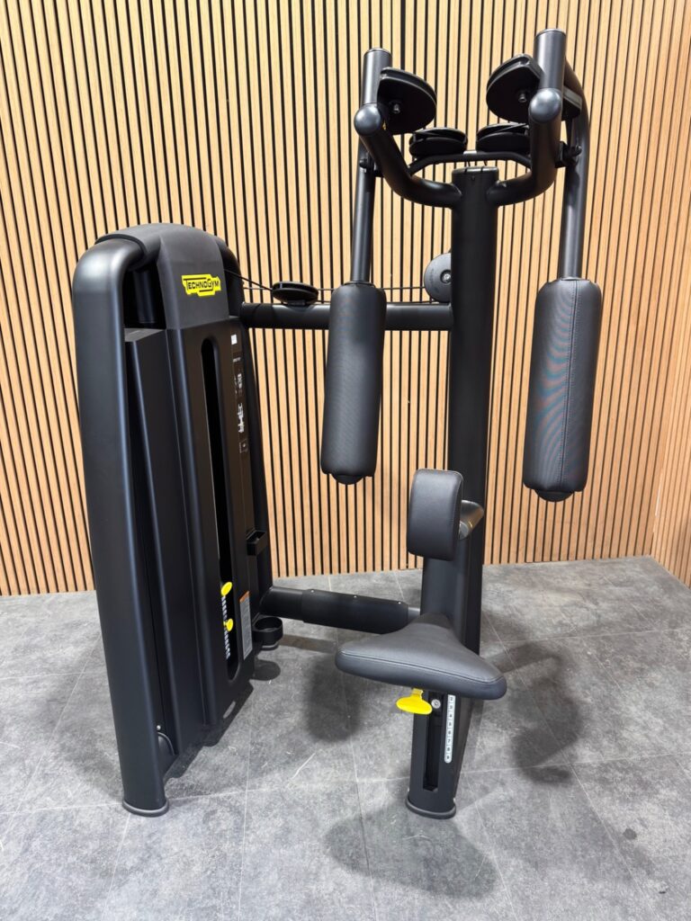 Technogym Selection 900 Reverse Fly (MNXP) Meteor Black