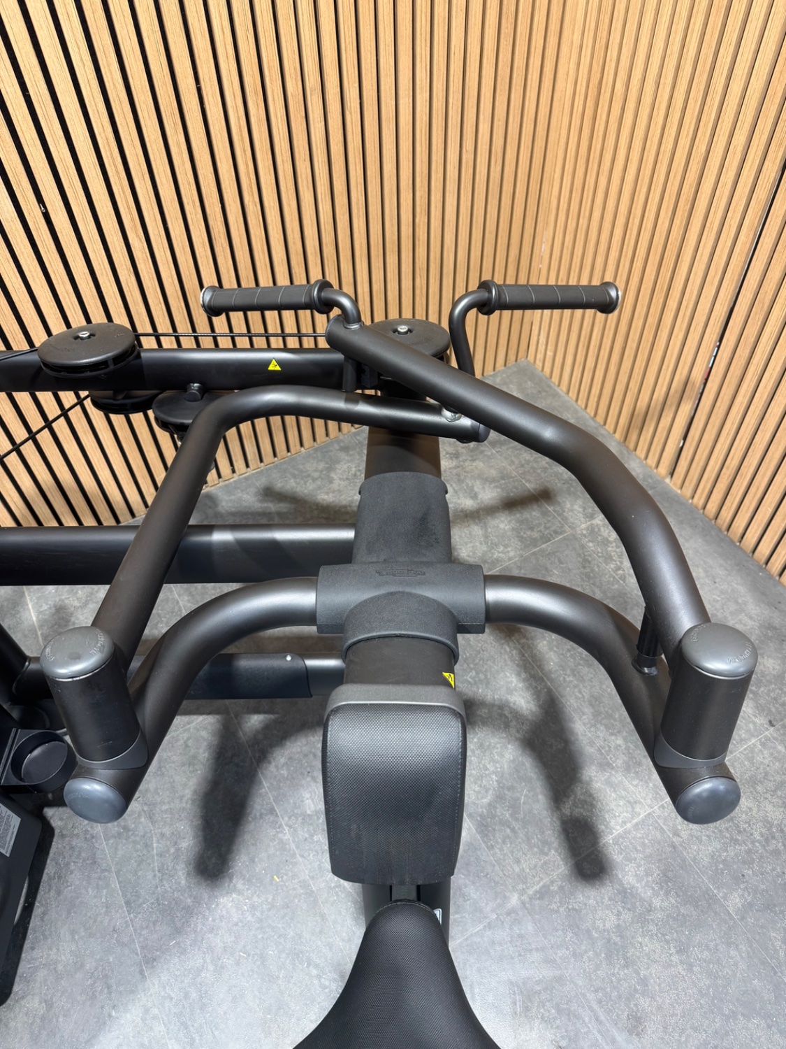 Technogym Selection 900 Upper Back (MN1P) Meteor Black - Image 3