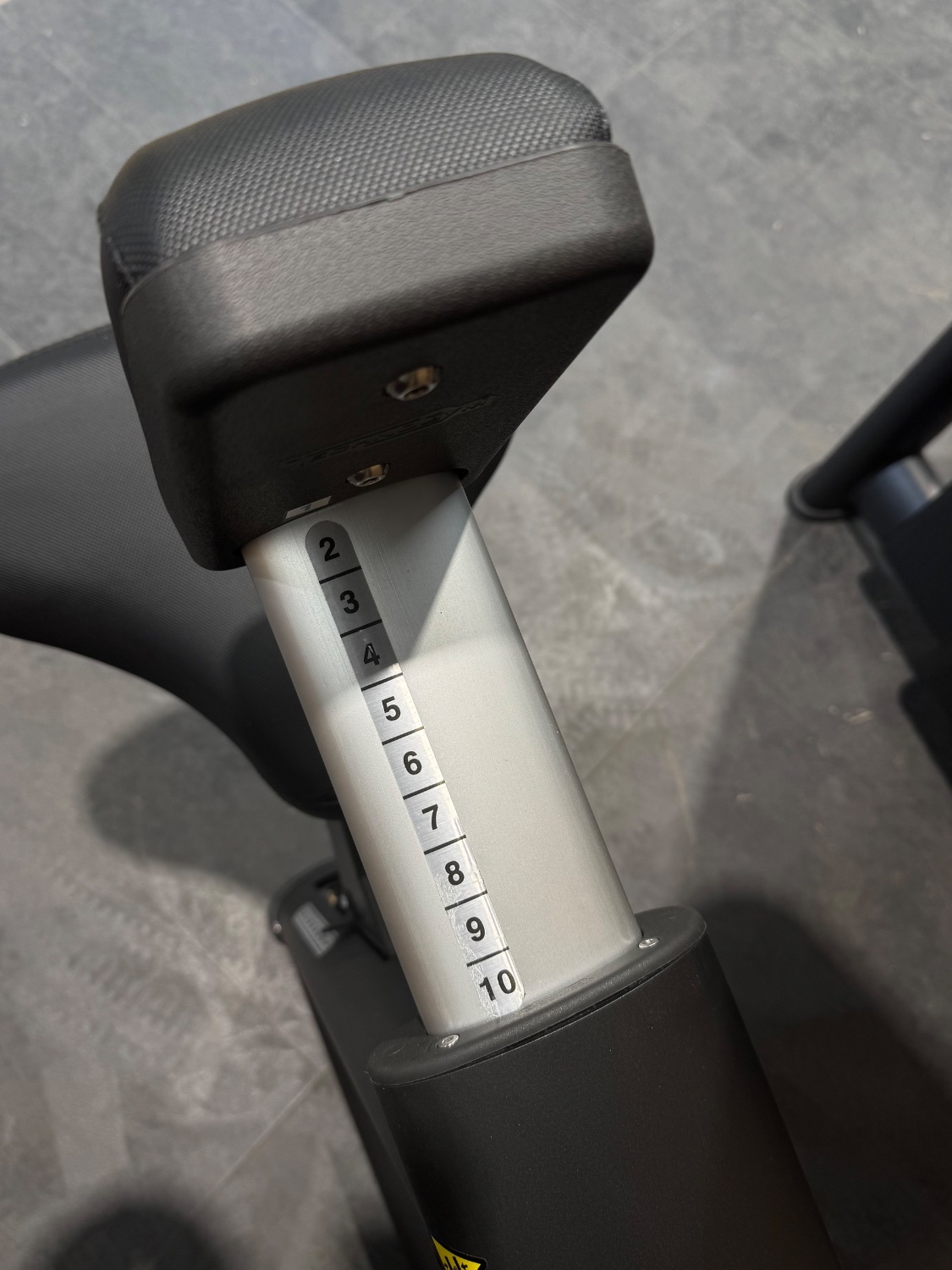 Technogym Selection 900 Reverse Fly (MNXP) Meteor Black - Image 7