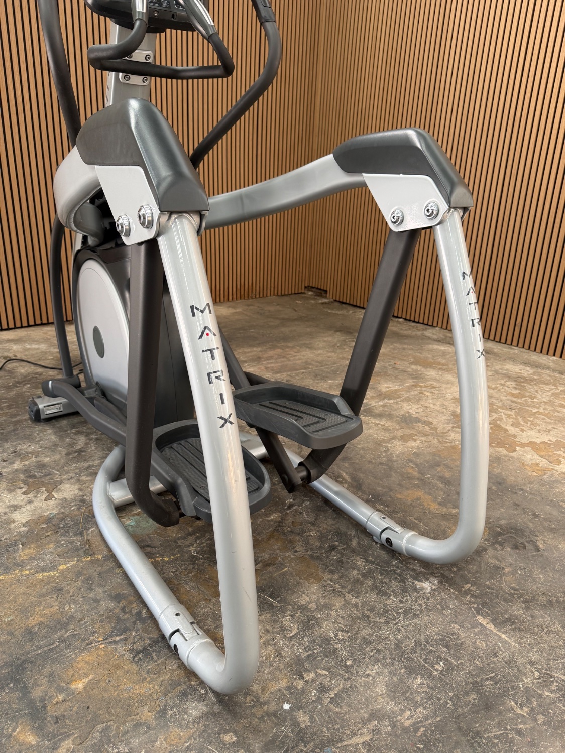 Matrix Performance E7xi Elliptical - Image 3