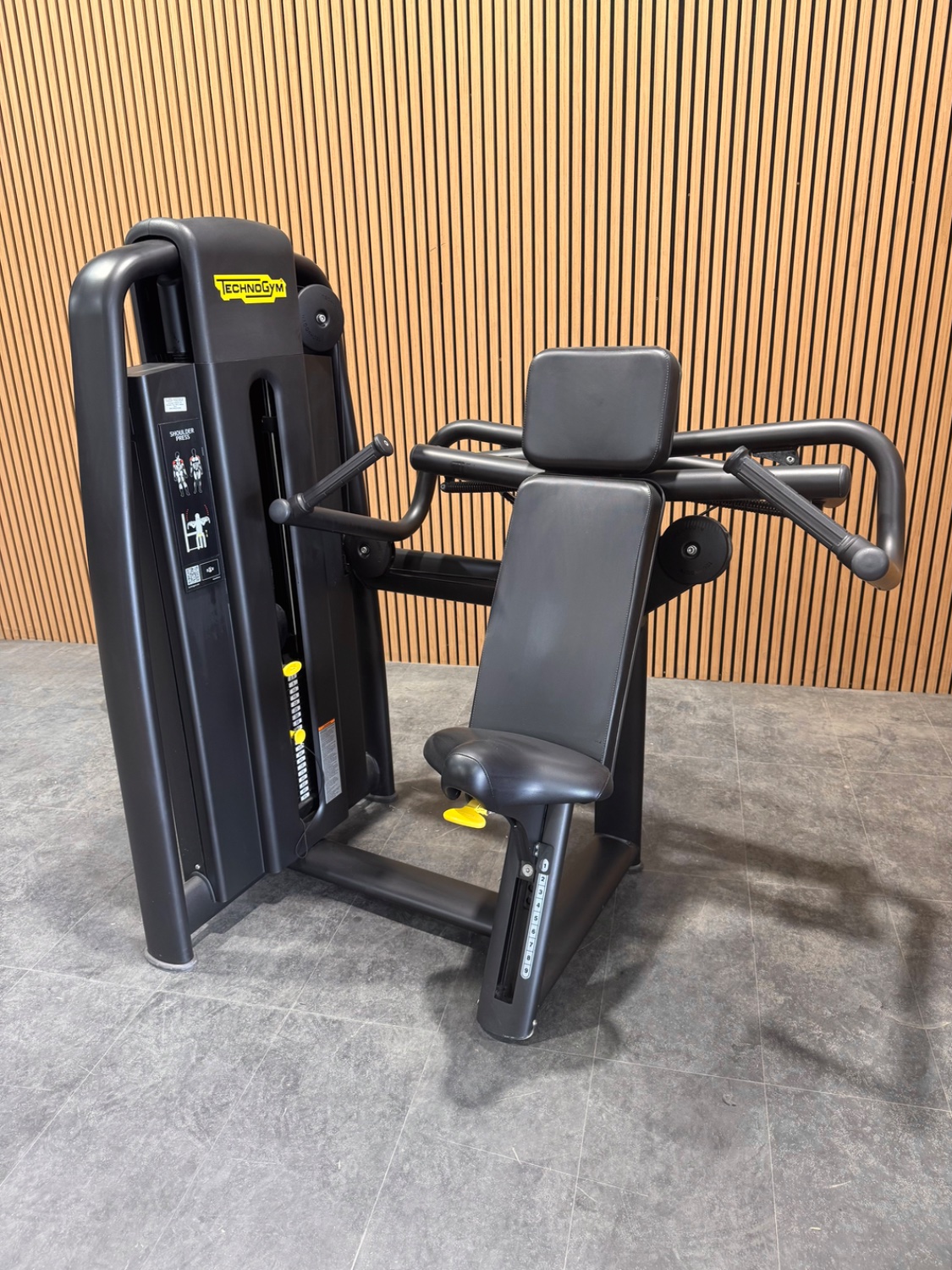 Technogym Selection 700 Shoulder Press (MNEC) Meteor Black