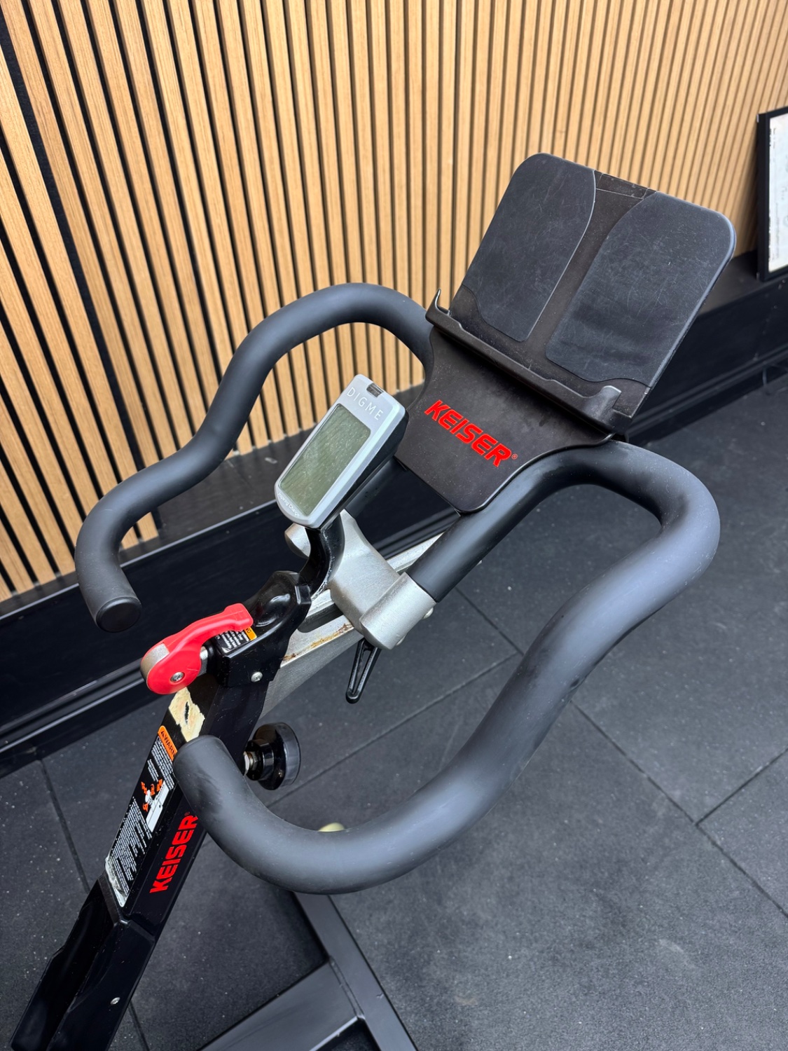 Keiser M3i - Black / Green - Image 3