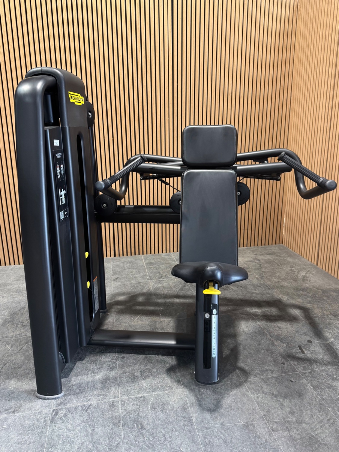Technogym Selection 700 Shoulder Press (MNEC) Meteor Black - Image 2