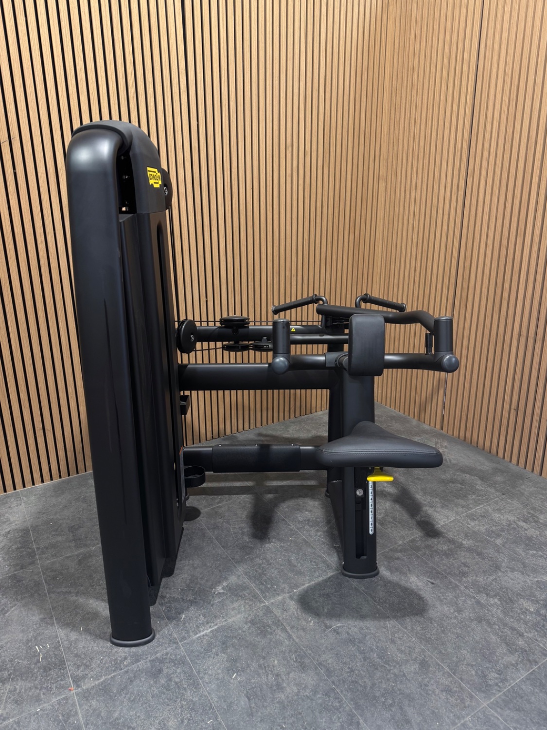 Technogym Selection 900 Upper Back (MN1P) Meteor Black - Image 2