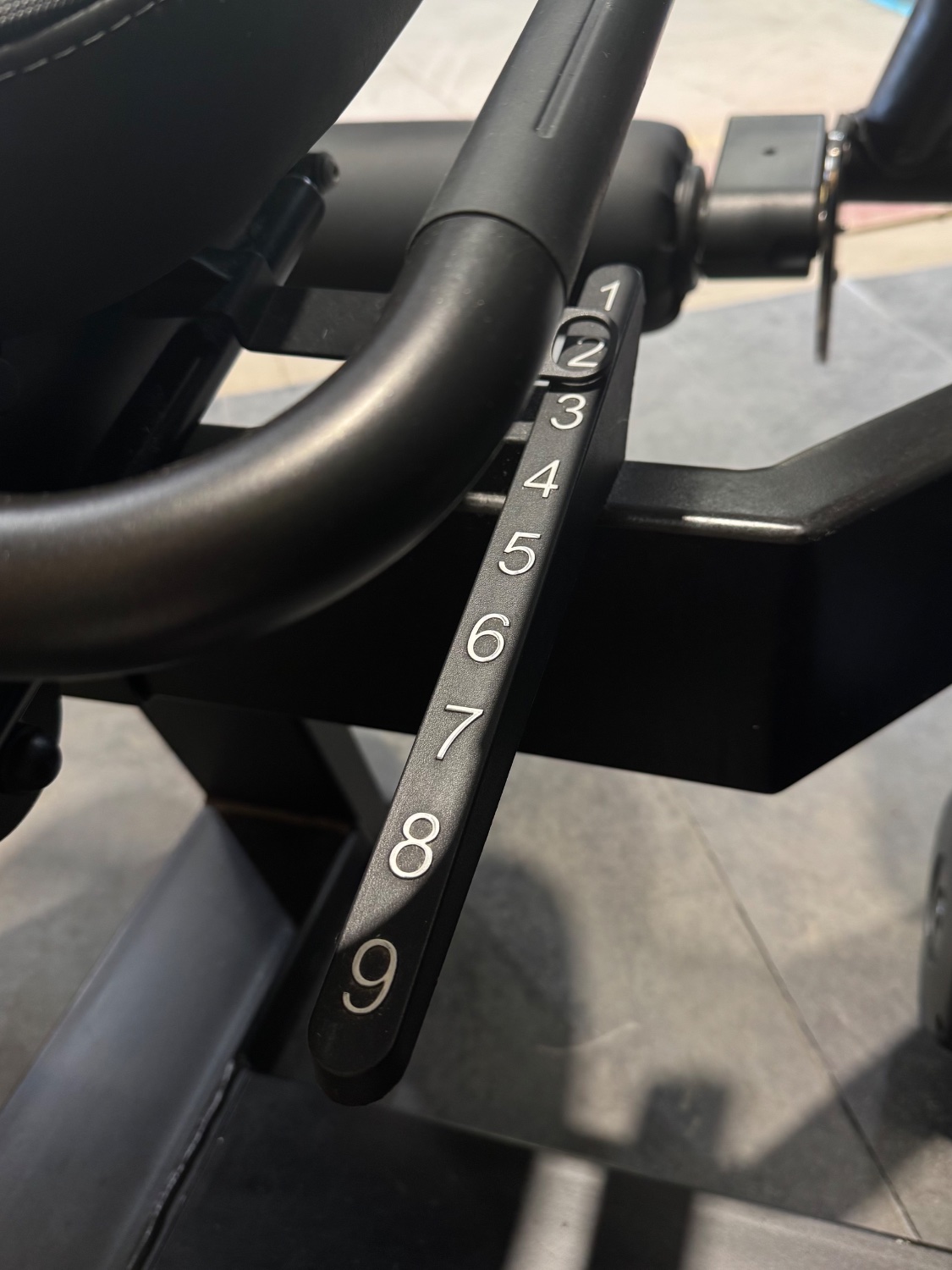 Technogym Artis Leg Curl (MK90) Black - Image 4