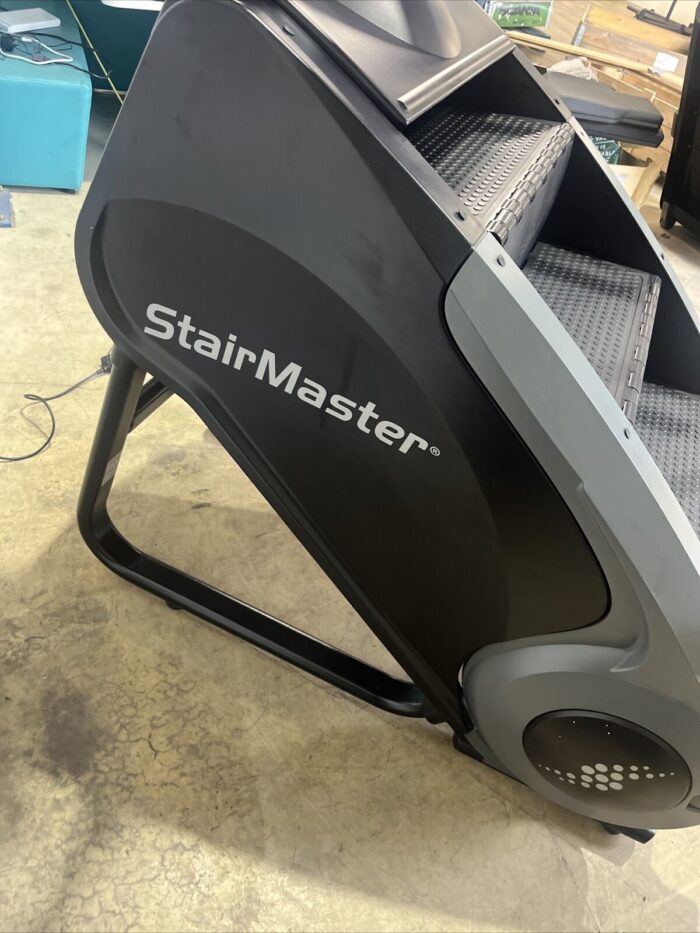 Stairmaster 8G Stepmill